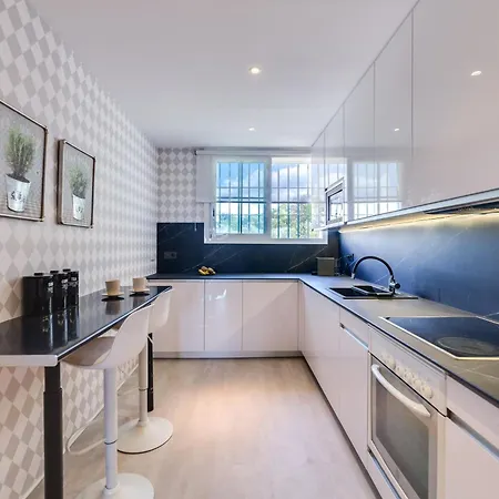 Superb Double With Terrace Pool And Garage
