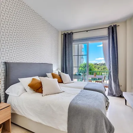 Apartment Superb Double With Terrace Pool And Garage *